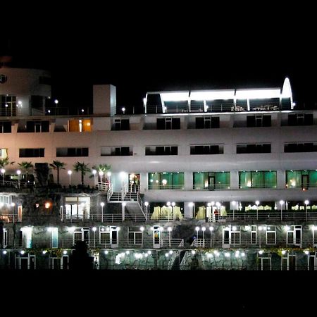 Cruise Hotel Тбилиси Екстериор снимка