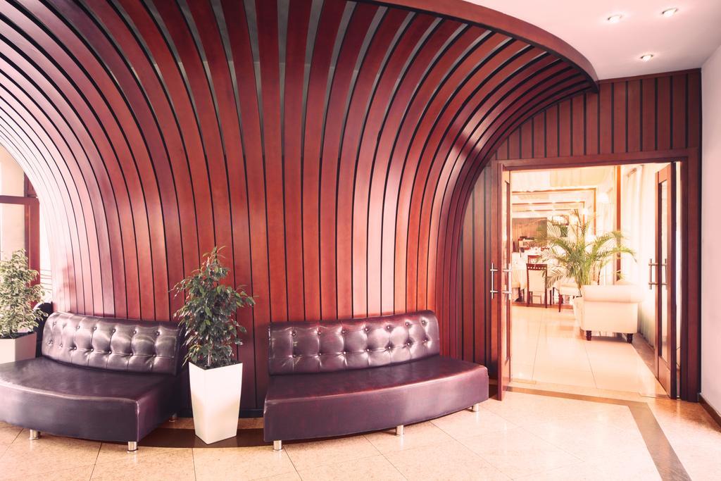 Cruise Hotel Тбилиси Екстериор снимка