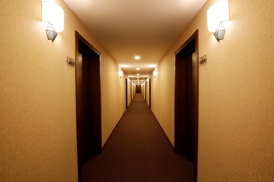 Cruise Hotel Тбилиси Екстериор снимка